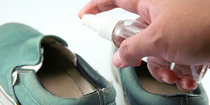 razkuževanje čevljev zaradi glivičnih okužb